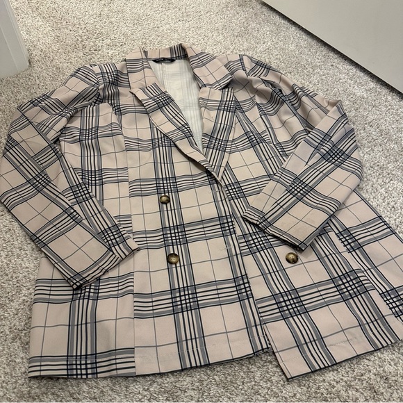 Plaid Lightweight Blazer Jacket - Picture 2 of 4